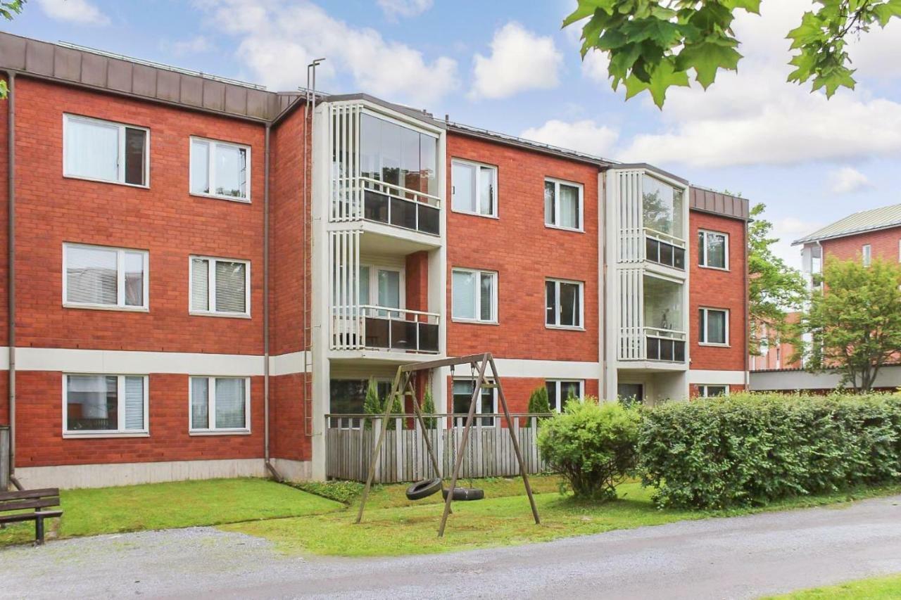 A Lovely One-Room Apartment Near The City Centre. Vaasa Exterior photo